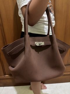 (Kategori: ) berada di . Dikirim oleh placetoshoppp (ID iklan 1447572572, Gambar 1). Deskripsi: .