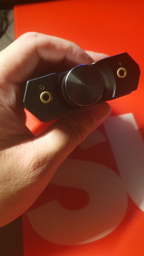 Creative Labs Sound BlasterX G6 Gaming DAC Headphone Amp (Category: Soundbars, Speakers & Amplifiers) located in Manila. Submitted by legendaryl420 (Listing ID 1447676567, Image 3). Description: - Creative Labs Sound BlasterX G6 - HD Gaming DAC and External USB Sound Card - High-resolution audio for immersive gaming - Connect your headphones and microphone - Compatible with PC and consoles - Features convenient volume knob and control buttons - T