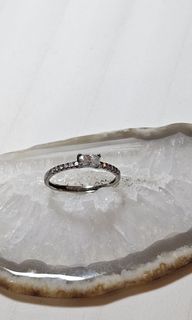 (Category: ) located in . Submitted by daintyfinds12 (Listing ID 1447643943, Image 1). Description: .