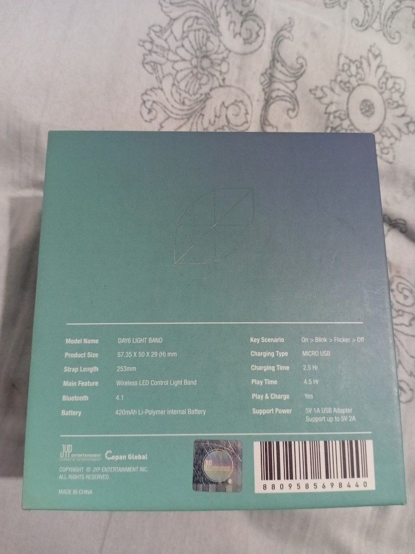 DAY6 Official Lightband Version 1 (Category: Music Accessories) located in Batangas. Submitted by rj.btst_ (Listing ID 1447607780, Image 2). Description: FOR SHIPPING: 500 + local shipping fee *Buyers will shoulder shipping fee FOR MEET UP: 500 + 150 handling fee Packaging Outbox has dents, creases, and scratches since it was stored for a long time and the logo and band name on the box is already worn out. The Lightband is still in fine condition