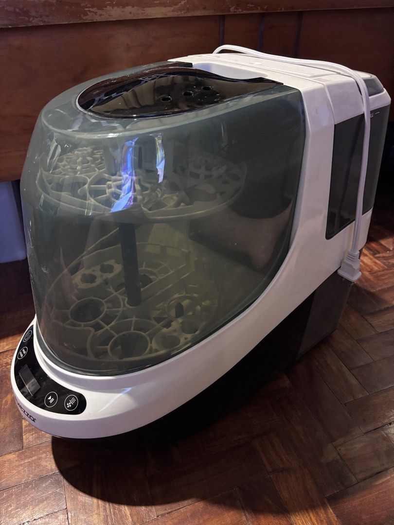 (Defective) Baby Brezza Bottle Washer Pro (Category: Breastfeeding & Bottle Feeding) located in Taytay. Submitted by dale.clutter (Listing ID 1447484264, Image 1). Description: SELLING AS DEFECTIVE SELLING FOR PARTS ONLY Issue: Power issue, blown electrical components Rfs: Decluttering.