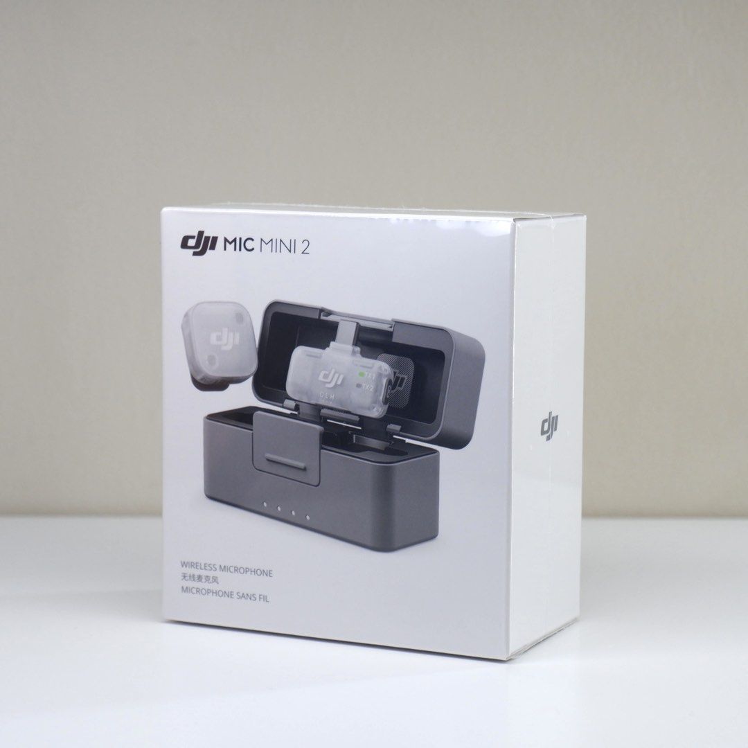 DJI Mic Mini 2 (1 TX + 1 MRX + CC) (Category: Microphones) located in Manila. Submitted by abbyaguilar (Listing ID 1447633545, Image 1). Description: Please read, don’t waste my time. 🏷️ ₱2.9k FIX! (for sale only) ‼️ Pass sa TAWAD / SWAP DJI Mic Mini 2 (1 TX + 1 MRX + CC) • Brand new sealed Inclusions • 1pc Transmitter • 1pc Receiver • Charging Case • Windscreen • Clip Magnet • Magnet • Magnetic Front Cover (Black) • Magnetic Front Cover (White)