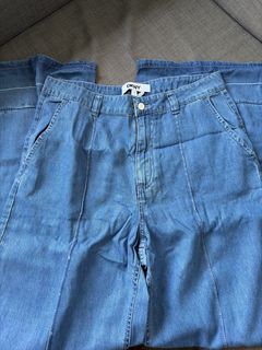 (Category: ) located in . Submitted by reducedrecyled (Listing ID 1447483124, Image 1). Description: .