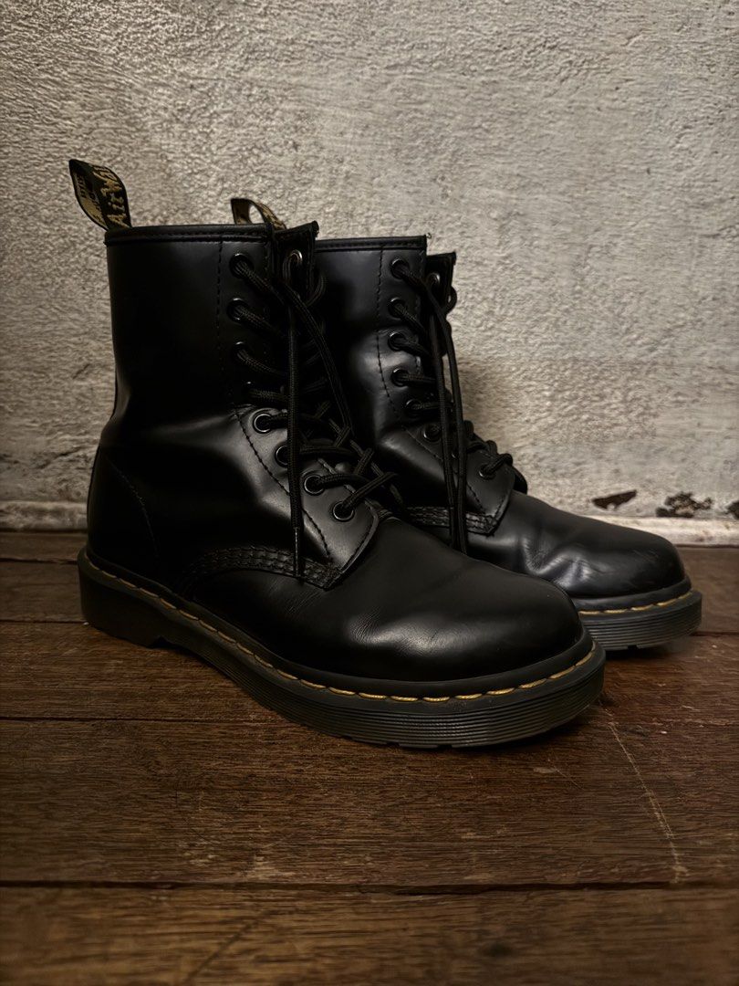 Dr. Martens 1460 W Black Leather Boots (Category: Boots) located in Makati City. Submitted by july_ps28 (Listing ID 1447595750, Image 1). Description: FOR SALE: Dr. Martens 1460 Black Smooth Leather Boots 🖤 •Size: UK 5 / US 7 / EU 38 • No issues – only minimal scratches and light creasing from normal use •Well-maintained with plenty of life left in the soles 💰 ₱4500 📩 DM if you’d like more photos..