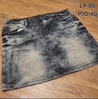 (Kategori: ) berada di . Dikirim oleh sell_ypreloved0408 (ID iklan 1447585175, Gambar 1). Deskripsi: .