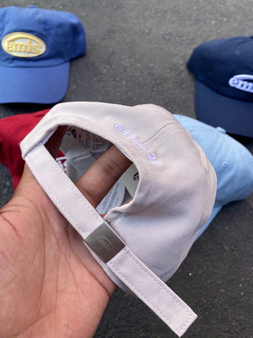 Emis (Category: Caps & Hats) located in Manila. Submitted by dundonnn (Listing ID 1447477365, Image 3). Description: ✅ AVAILABLE ✅ 🧢 EMIS 💰 ₱700each ▪️ Adult size / Fit most head 🛒 DM ME.