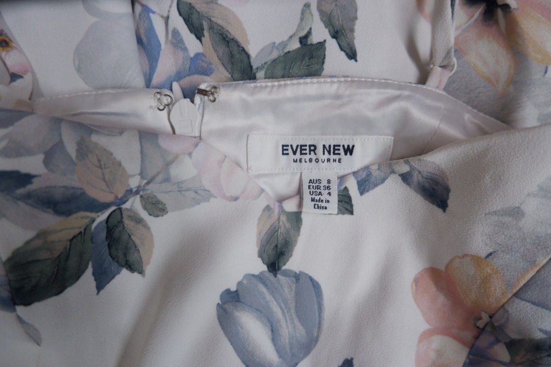 EVERNEW Floral Jumpsuit (Category: Jumpsuits) located in Manila. Submitted by ohwonus (Listing ID 1447599934, Image 2). Description: Evernew Floral Jumpsuit Used twice, good as new .