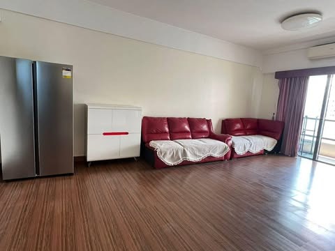 (Category: ) located in . Submitted by hvp.realtyinc (Listing ID 1447603239, Image 1). Description: .