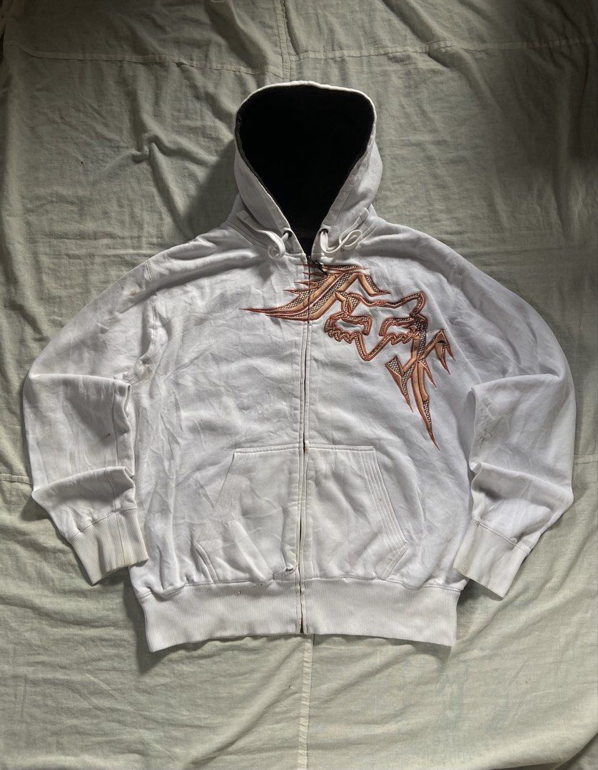 FOX Y2K ZIP UP HOODIE (Category: Hoodies) located in Antipolo. Submitted by casmiro (Listing ID 1447617724, Image 1). Description: -AUTHENTIC -ISSUE IN THE PICTURE .