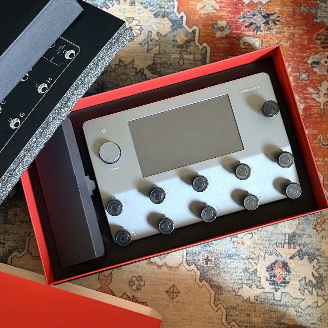 FS: Quad Cortex (Category: Music Accessories) located in Singapore. Submitted by thecleantone (Listing ID 1441782739, Image 6). Description: Offloading my workhorse for a new flavour. FAQ: This is an early 2023 unit. Screen, jacks and switches are all in rightful order. Unit has been used regularly. Expect life wear. No major visual flaws (dents or scratches). Box, power adapter, USB cable and box goodies included. I’ll include the footswitch top