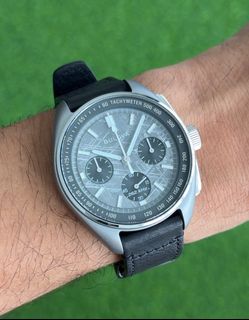 (Category: ) located in . Submitted by 1minutewatchguy (Listing ID 1447510455, Image 1). Description: .