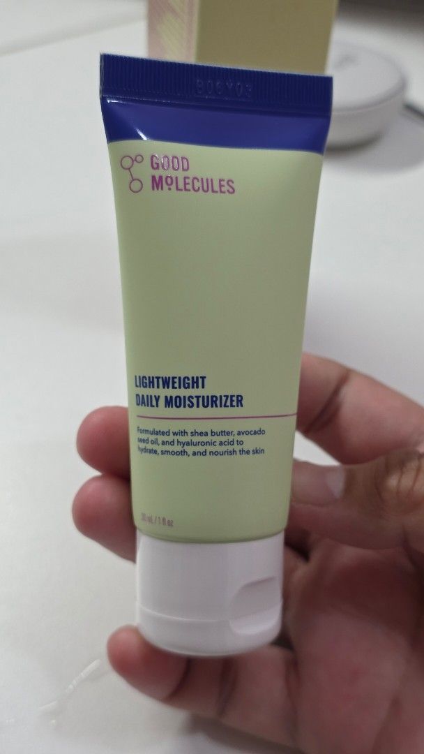 Good Molecules Lightweight Daily Moisturizer (Category: Face Care) located in Manila. Submitted by jms_shopping (Listing ID 1447539710, Image 2). Description: - Good Molecules Lightweight Daily Moisturizer - Hydrates and nourishes skin - Key ingredients: Shea Butter, Avocado Oil, Hyaluronic Acid - Suitable for all skin types - Comes in a 30g tube - Ideal for daily use -Used once. Almost new.