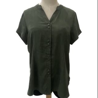 (Category: ) located in . Submitted by momentsofyouth.clothing (Listing ID 1447527202, Image 1). Description: .