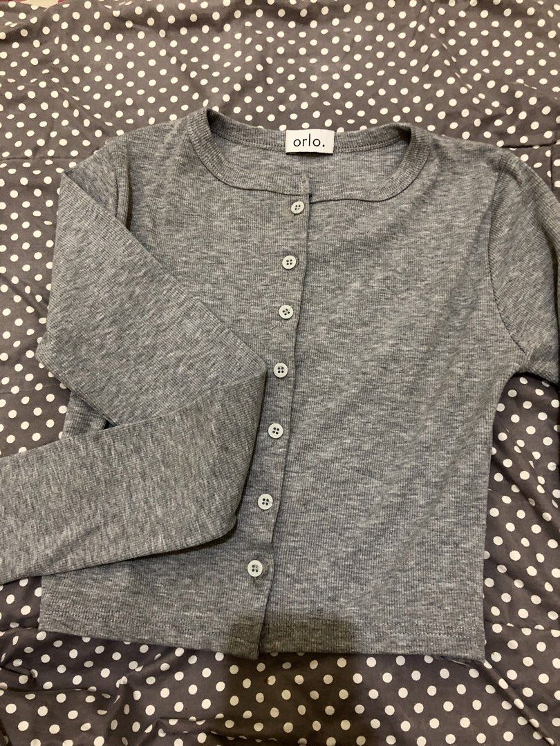 grey cardigan orlo (Kategori: Atasan) berada di Bogor. Dikirim oleh matcacaa (ID iklan 1447658828, Gambar 1). Deskripsi: .
