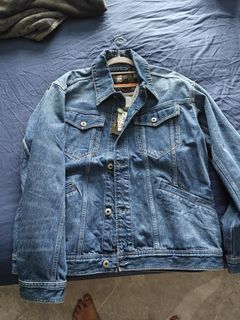 (Category: ) located in . Submitted by bear1974 (Listing ID 1447502036, Image 1). Description: .