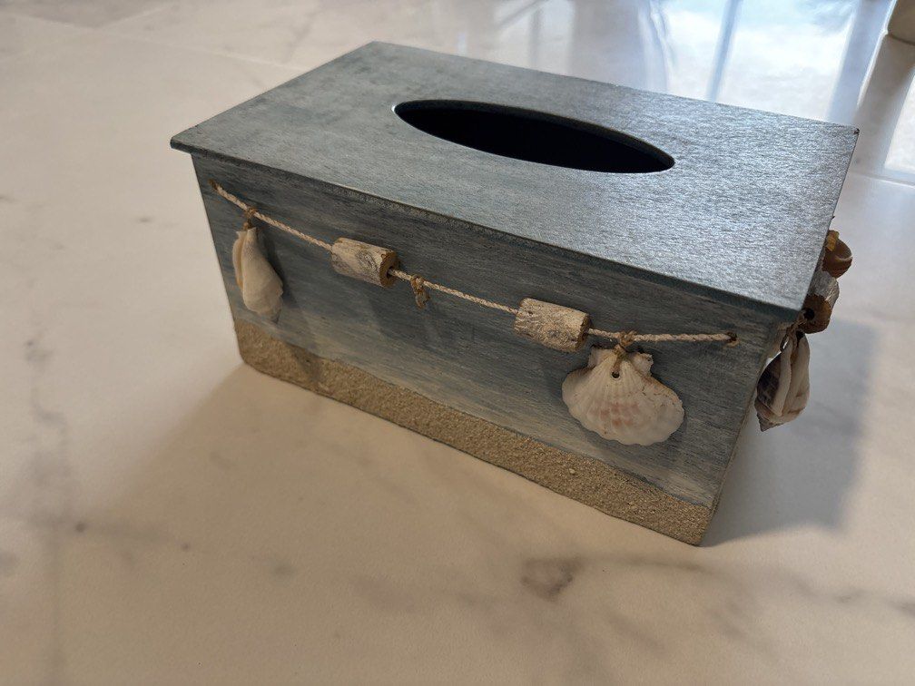 Handmade Beach Shells Tissue Box (Category: Accessory holder, box & organizers) located in Singapore. Submitted by abrar1 (Listing ID 1447550310, Image 3). Description: Beautiful tissue box with reach beach shells Handmade Real beach sand at bottom .