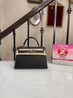 （分類：）位於 。 由 ivy_watches 提交（商品編號 1447525589，圖片 1）。簡介： 。