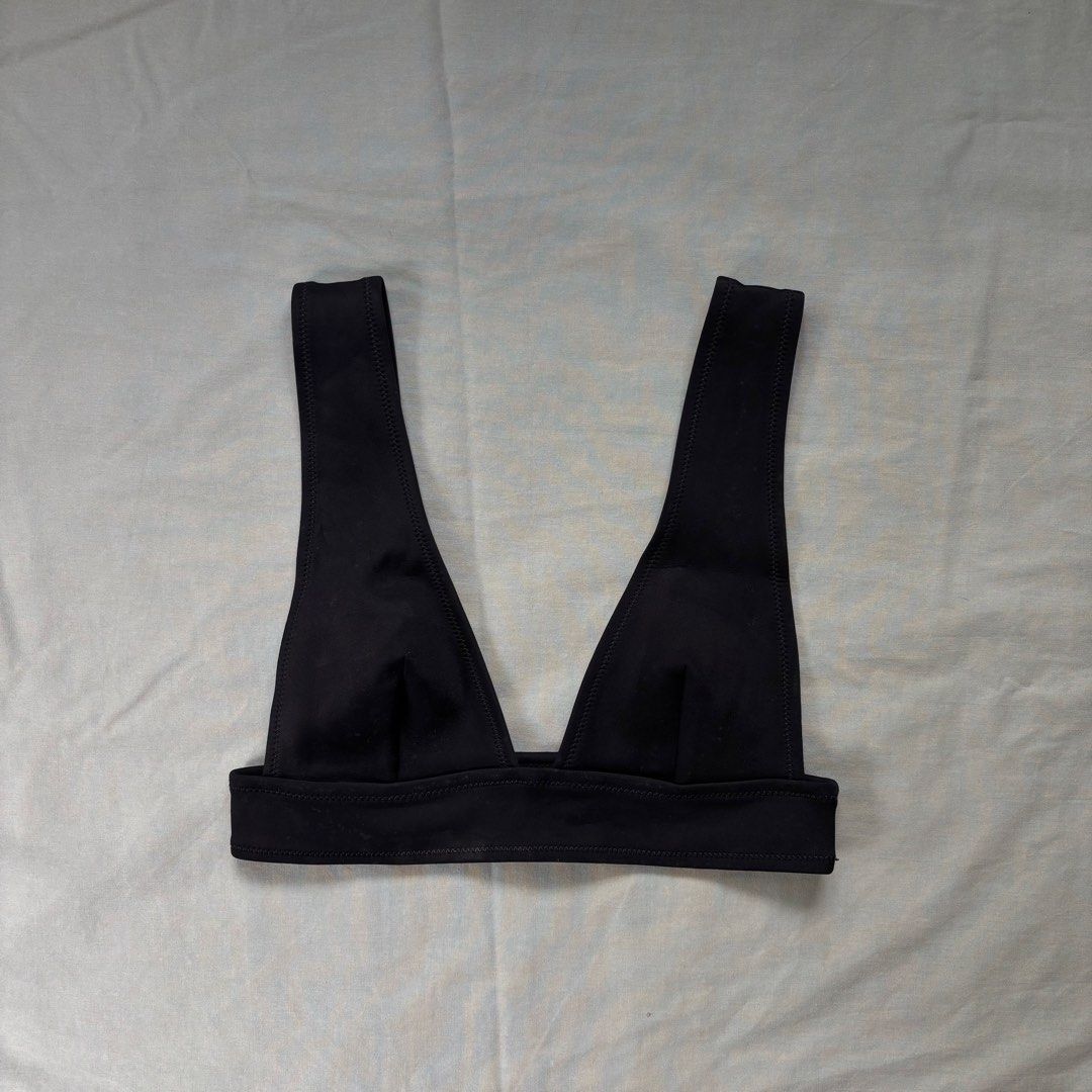 H&M Black Neoprene bikini top (Category: Bikinis & Swimsuits) located in Quezon City. Submitted by _amcc (Listing ID 1447583408, Image 1). Description: - see photos for flaw - fits a size 6 - super flattering!!.
