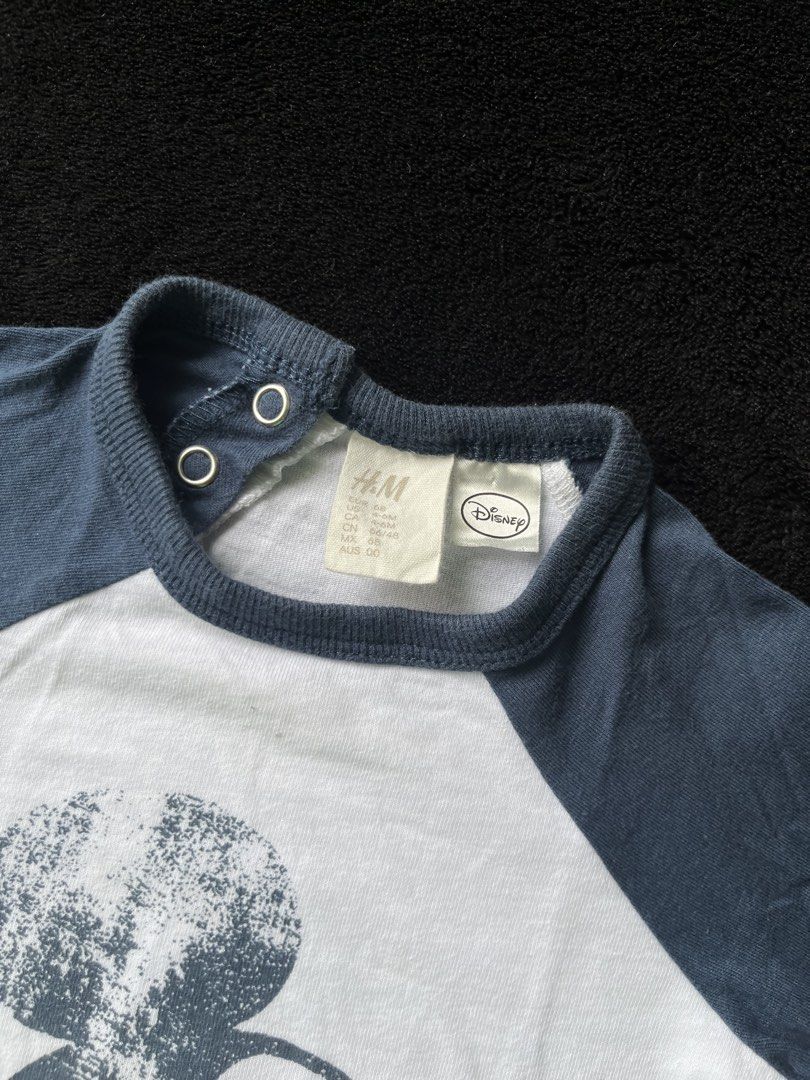 H&M long sleeve tee (Category: Babies & Kids Fashion) located in Ampang. Submitted by zaymrdn (Listing ID 1447480599, Image 2). Description: .