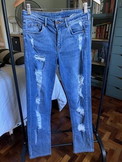 (Category: ) located in . Submitted by sofiacaina_items (Listing ID 1447568338, Image 1). Description: .