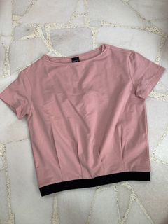 (Category: ) located in . Submitted by shircloset (Listing ID 1447539259, Image 1). Description: .