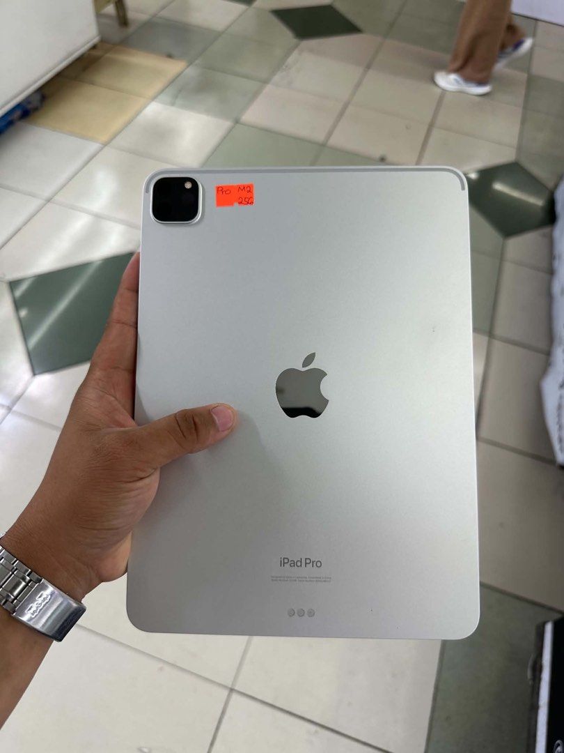 Ipad Pro M2 chip 11' inch 256GB Wifi only (Category: iPad) located in San Juan City. Submitted by najihahtelecomshop2018 (Listing ID 1447656605, Image 3). Description: Legit Store | Original unit FOR SALE | TRADE / SWAP ▫️INSTALLMENT thru: 🔸Credit Card (straight / installment) 🔸Ggives / Gcredit + 6% interest 🔸Spay Later + 6% interest (RFS: Buy and Sell any kinds of Gadgets) Description: Ipad Pro M2 chip 11' inch 256GB ( other GB are also avail