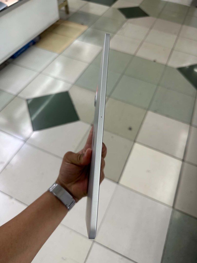 Ipad Pro M2 chip 11' inch 256GB Wifi only (Category: iPad) located in San Juan City. Submitted by najihahtelecomshop2018 (Listing ID 1447656605, Image 2). Description: Legit Store | Original unit FOR SALE | TRADE / SWAP ▫️INSTALLMENT thru: 🔸Credit Card (straight / installment) 🔸Ggives / Gcredit + 6% interest 🔸Spay Later + 6% interest (RFS: Buy and Sell any kinds of Gadgets) Description: Ipad Pro M2 chip 11' inch 256GB ( other GB are also avail