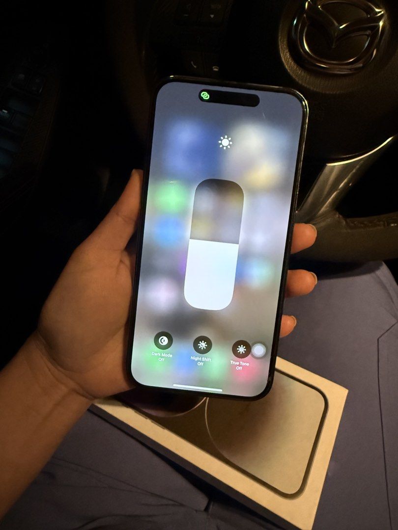 Iphone 14 pro max 256gb FU (Category: iPhone 14 Series) located in Antipolo. Submitted by wornbyada (Listing ID 1447542727, Image 3). Description: Replacement box Original cord Smooth 95% BH 77% only (di naman mabilis malowbat) Loc: Antipolo.