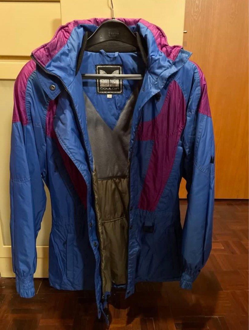 Jacket （分類：運動服裝）位於 Hong Kong。 由 catherinetam23 提交（商品編號 1447580060，圖片 3）。簡介： 。
