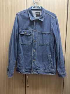 (Category: ) located in . Submitted by shiera_wardrobe (Listing ID 1447653181, Image 1). Description: .