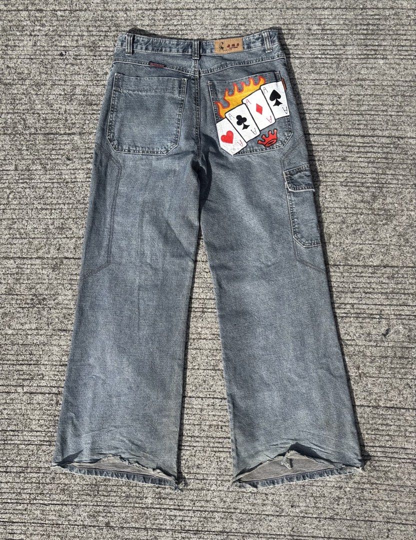 JNCO STYLE PANTS PERFECT DIMES (Category: Jeans) located in Bacoor. Submitted by bootsknocker (Listing ID 1447614698, Image 1). Description: Length 42 waist 32 Leg opening 12 Thigh 11.5 pass sa mahirap kausap 🚫 ₱1200🚫 ₱800✅ negotiable jnco “style” not brand po. .