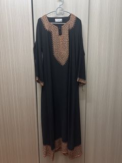(Category: ) located in . Submitted by shiera_wardrobe (Listing ID 1447653761, Image 1). Description: .