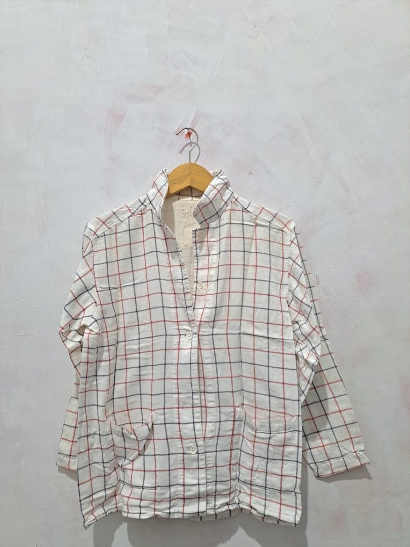Kemeja Putih Kotak-Kotak (Kategori: Atasan) berada di Jakarta Pusat. Dikirim oleh utiyahimma877 (ID iklan 1447475205, Gambar 1). Deskripsi: dijual karena bersihin lemari dari baju yang kurang cocok dengan hasil PCA.