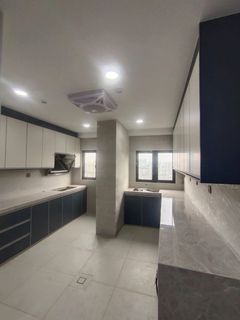 (Category: ) located in . Submitted by dcabinetstudio100 (Listing ID 1447571846, Image 1). Description: .