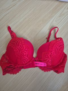 (Category: ) located in . Submitted by piggy.02 (Listing ID 1447484034, Image 1). Description: .