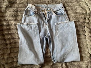 (Category: ) located in . Submitted by fiapple (Listing ID 1447517508, Image 1). Description: .