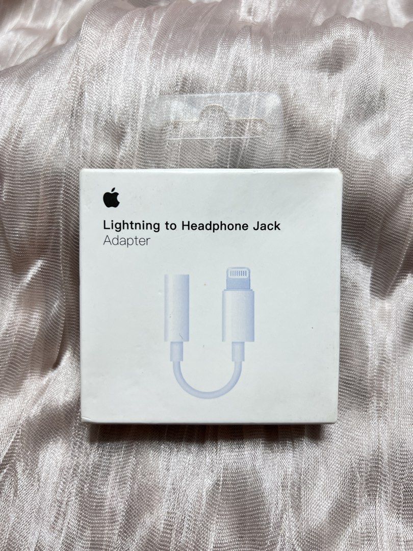 Lightning to Headphone Jack Adapter (Category: Earphones) located in Manila. Submitted by as_onlineshop11 (Listing ID 1447621172, Image 1). Description: .