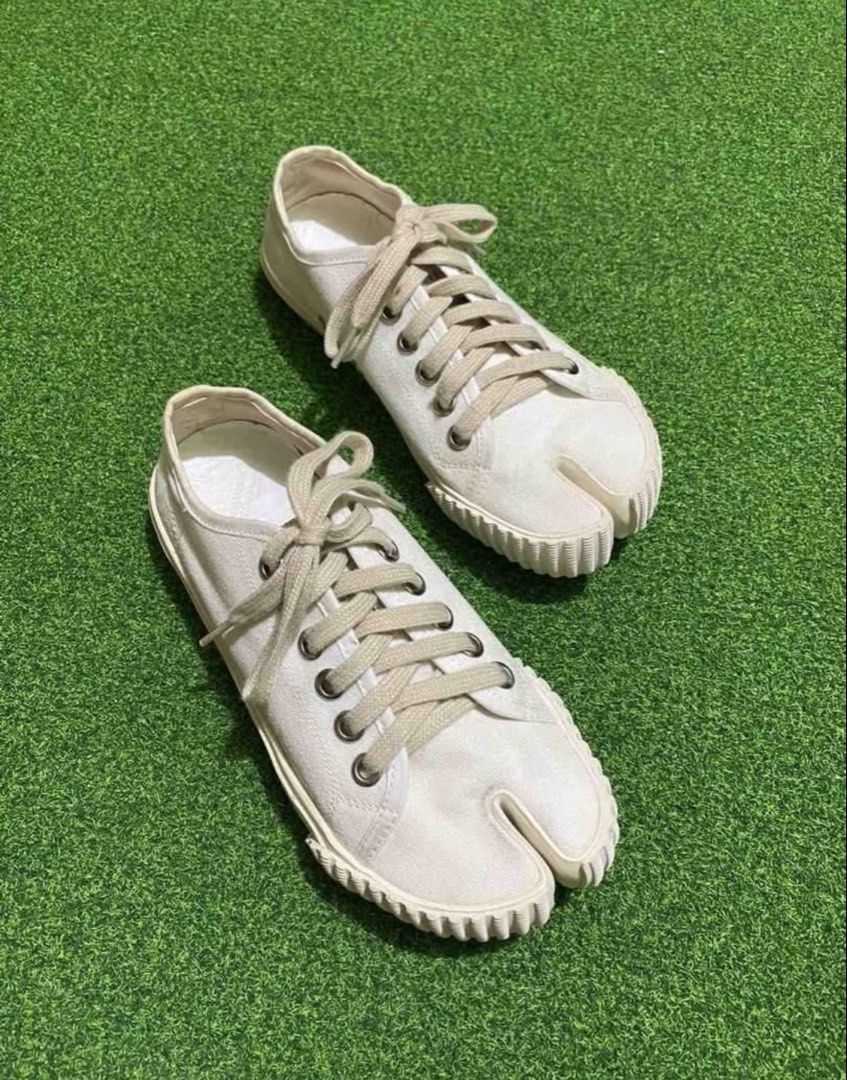 like new authentic Margiela sneakers size 37 (Category: Sneakers) located in Muntinlupa City. Submitted by shophen (Listing ID 1447521454, Image 3). Description: .