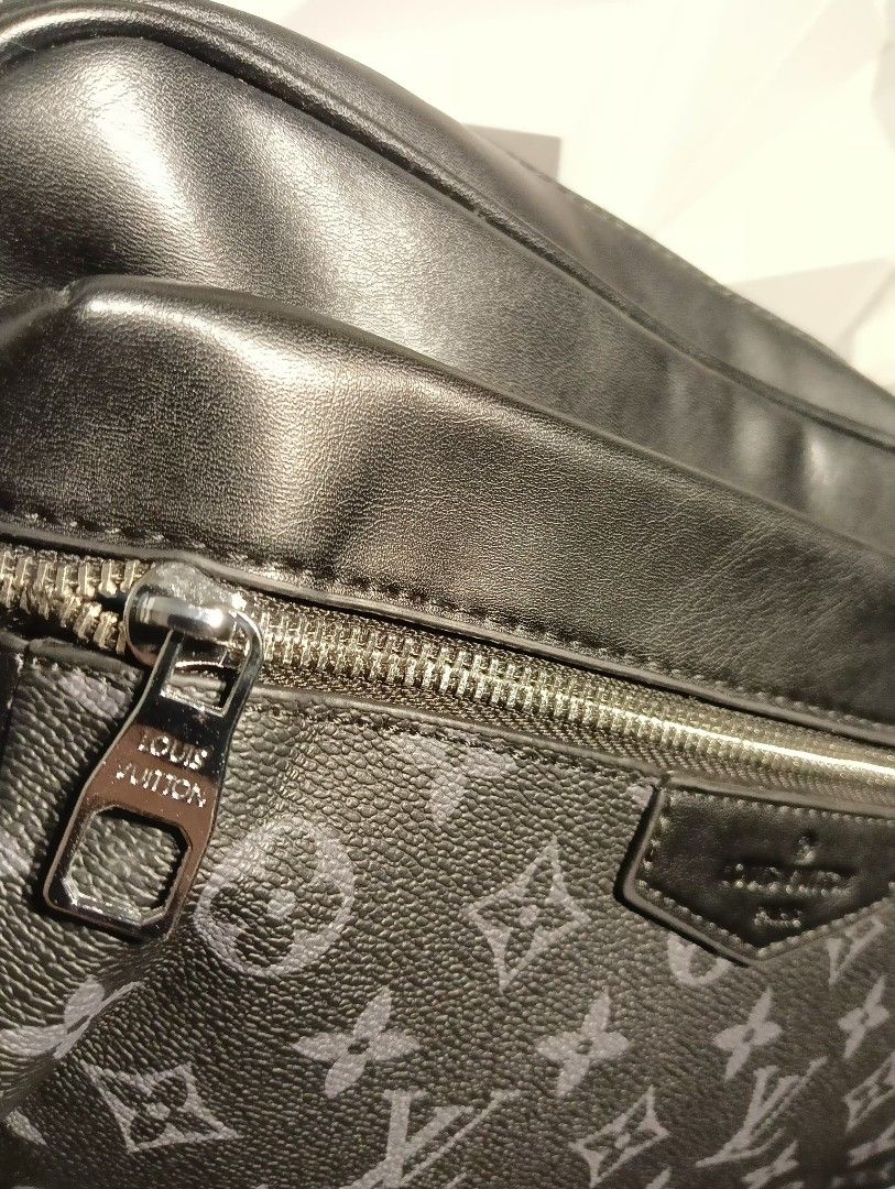 LV MESSENGER BAG (Category: Luxury Bags & Wallets) located in Baguio. Submitted by dnjthriftshop (Listing ID 1447594865, Image 3). Description: W/ DUSTBAG ONLY NEGO.