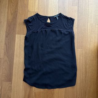 (Category: ) located in . Submitted by bagfulofclothes (Listing ID 1447534292, Image 1). Description: .