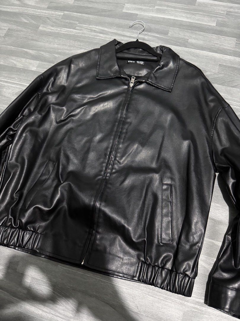 Men Black Leather Jacket (Category: Coats, Jackets and Outerwear) located in Valenzuela. Submitted by crldvdt (Listing ID 1447533068, Image 1). Description: Black Men Leather Jacket Brand new condition 22.5x24 inches.