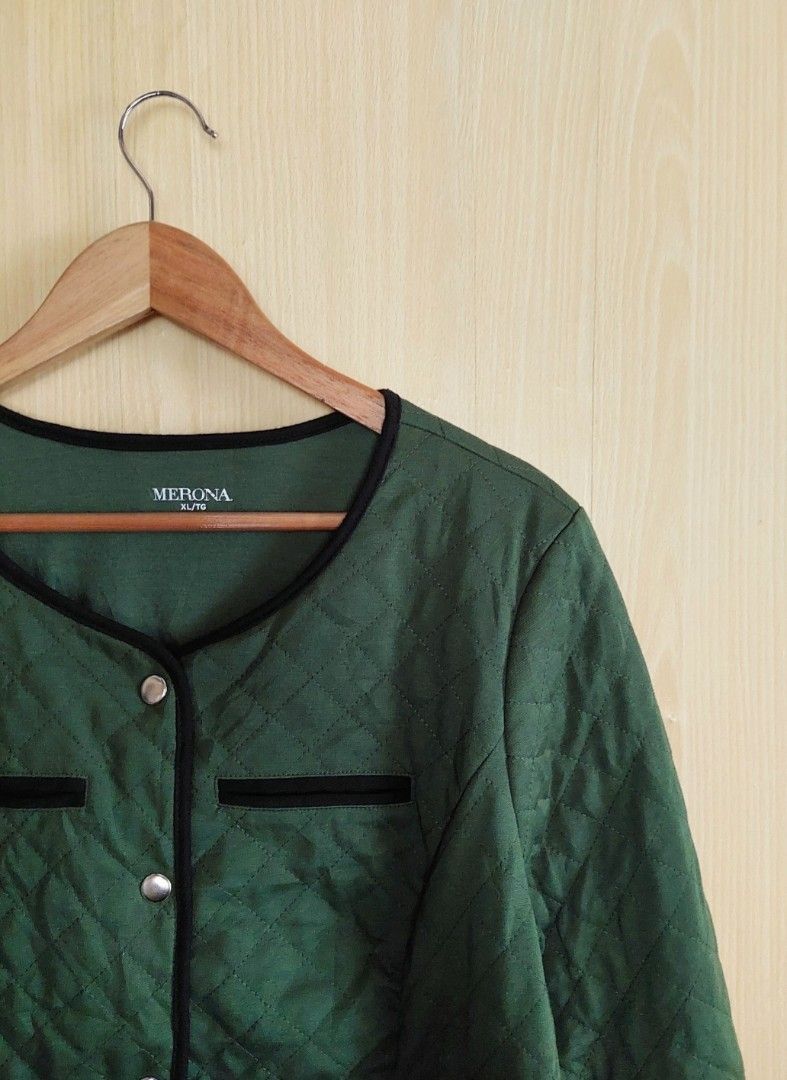 Merona Quilted Green Jacket Blazer (Category: Coats, Jackets and Outerwear) located in Bacoor. Submitted by stingray13 (Listing ID 1447570189, Image 1). Description: Item posted is pre-loved. Kindly manage your expectations. Pre-loved Merona Quilted Green Jacket Blazer Size : XL (Fits Large to Petite Semi- XL) Php 480.00 For inquiries, kindly pm me. Thank you..