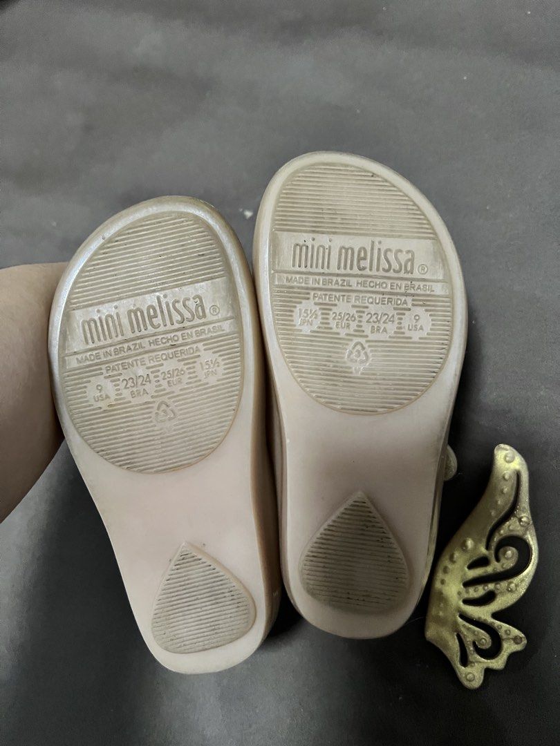 Mini Melissa Jelly Shoes (Category: Babies & Kids Fashion) located in Quezon City. Submitted by misssjeon (Listing ID 1447622547, Image 2). Description: - Cute Mini Melissa jelly shoes - Color: Light beige - Size: 9 (US) - Need to attach butterfly design - Made in Brazil - Easy to clean material - Perfect for little ones who love sparkle and fun.