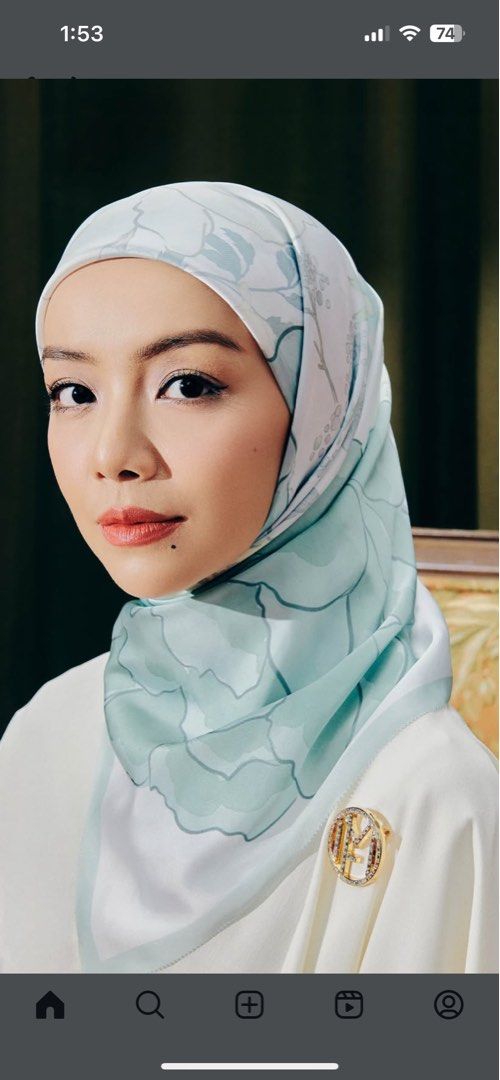 Mira Filzah The Yun Voile Square Scarf (Category: Hijabs) located in Bangi. Submitted by khyraz23 (Listing ID 1447647075, Image 3). Description: - Beautiful Mira Filzah scarf - Features a lovely soft green floral print - Made from comfortable voile material - Drapes nicely for a flattering look - Comes in its original box - Adds a pop of color to any outfit.