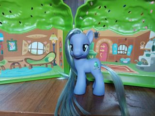 (Category: ) located in . Submitted by cloudy_paints (Listing ID 1447557053, Image 1). Description: .