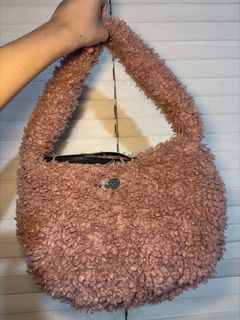 (Category: ) located in . Submitted by _shopmeg (Listing ID 1447611534, Image 1). Description: .