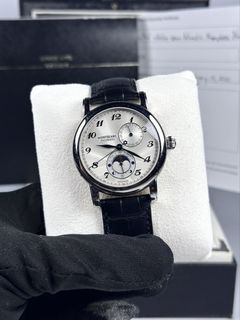 (Category: ) located in . Submitted by dg_timepieces (Listing ID 1447667629, Image 1). Description: .