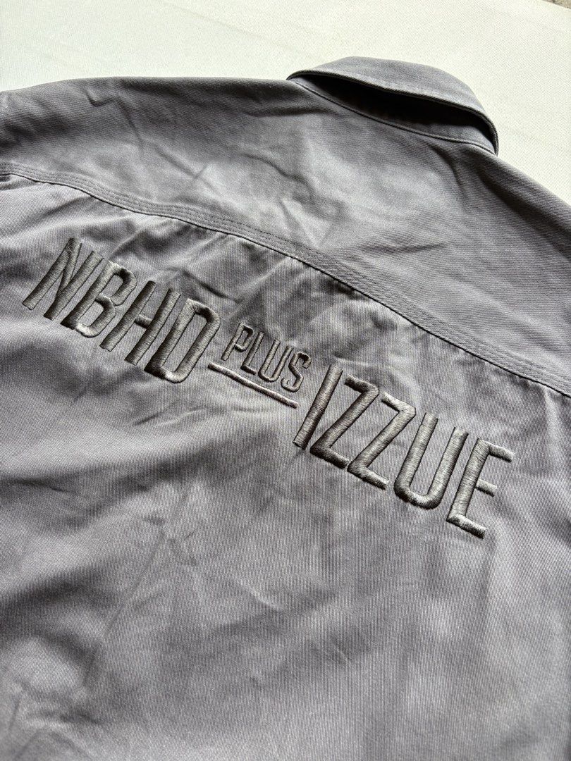 NEIGHBORHOOD X IZZUE BUTTONDOWN (Category: Tshirts & Polo Shirts ) located in Baguio. Submitted by viibodegaaa (Listing ID 1447653837, Image 3). Description: Item: NEIGHBORHOOD X IZZUE BUTTONDOWN Size: L Width: 23’ Length: 30.5-31.5’ Condition: excellent - new Price: 1880 .