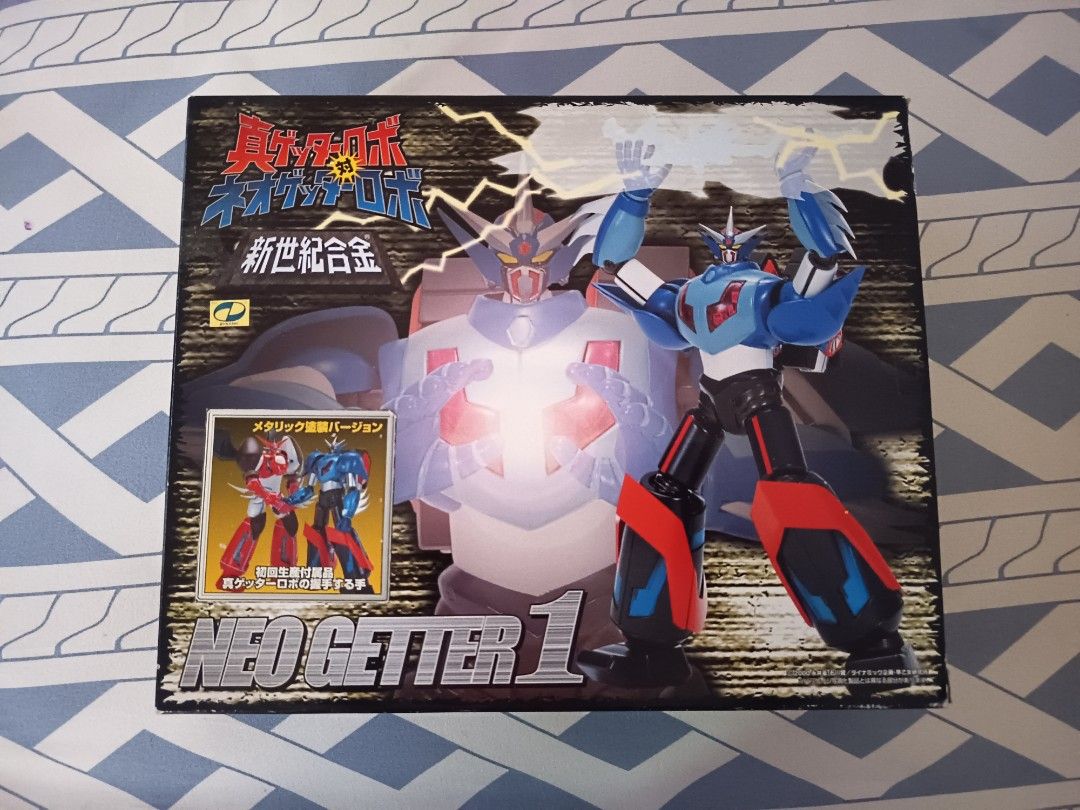 Neo Getter I (Category: Figurines & Statues) located in Taguig. Submitted by rcsmd95 (Listing ID 1447584854, Image 1). Description: - Aoshima Shin Getter Robo Neo Getter 1 Action Figure - Metallic Version - From the Shin Getter Robo series - Box shows some wear - Excellent collectible for fans - Please check photos for condition details.