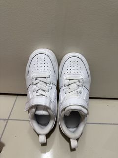 (Category: ) located in . Submitted by r99900 (Listing ID 1447542922, Image 1). Description: .